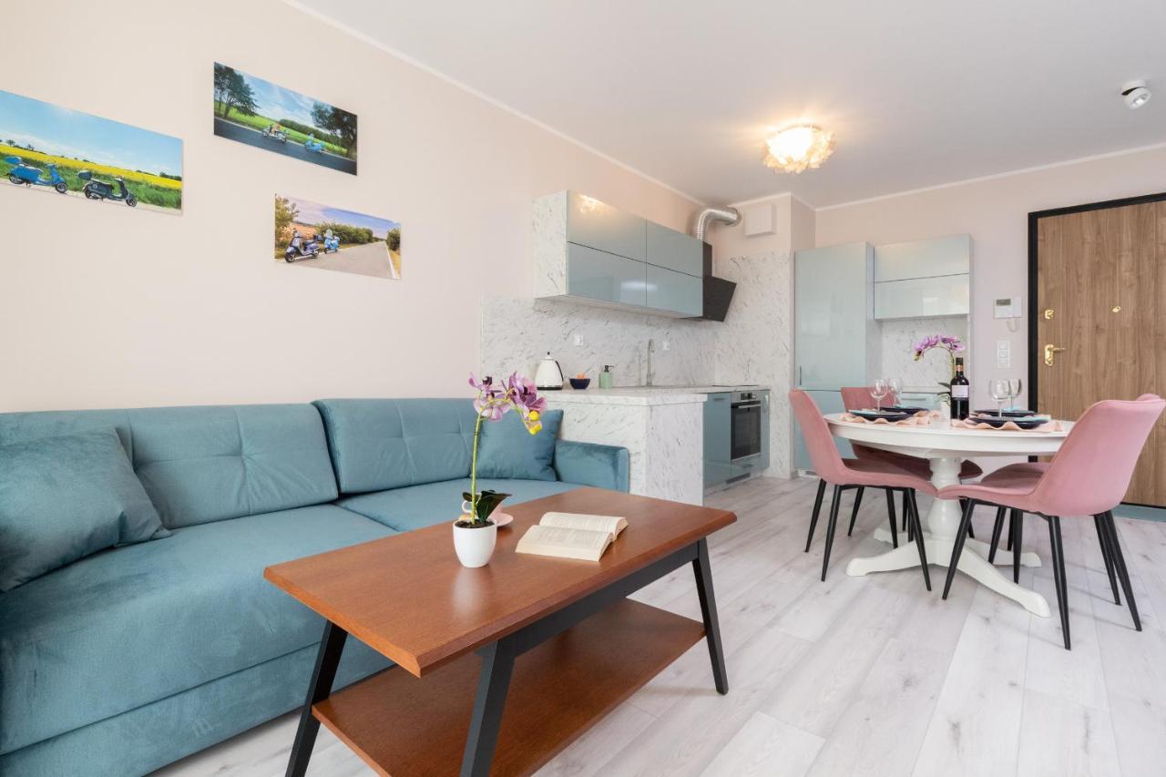 Plac Unii Apartment Gdynia By Noclegi Renters Exterior photo