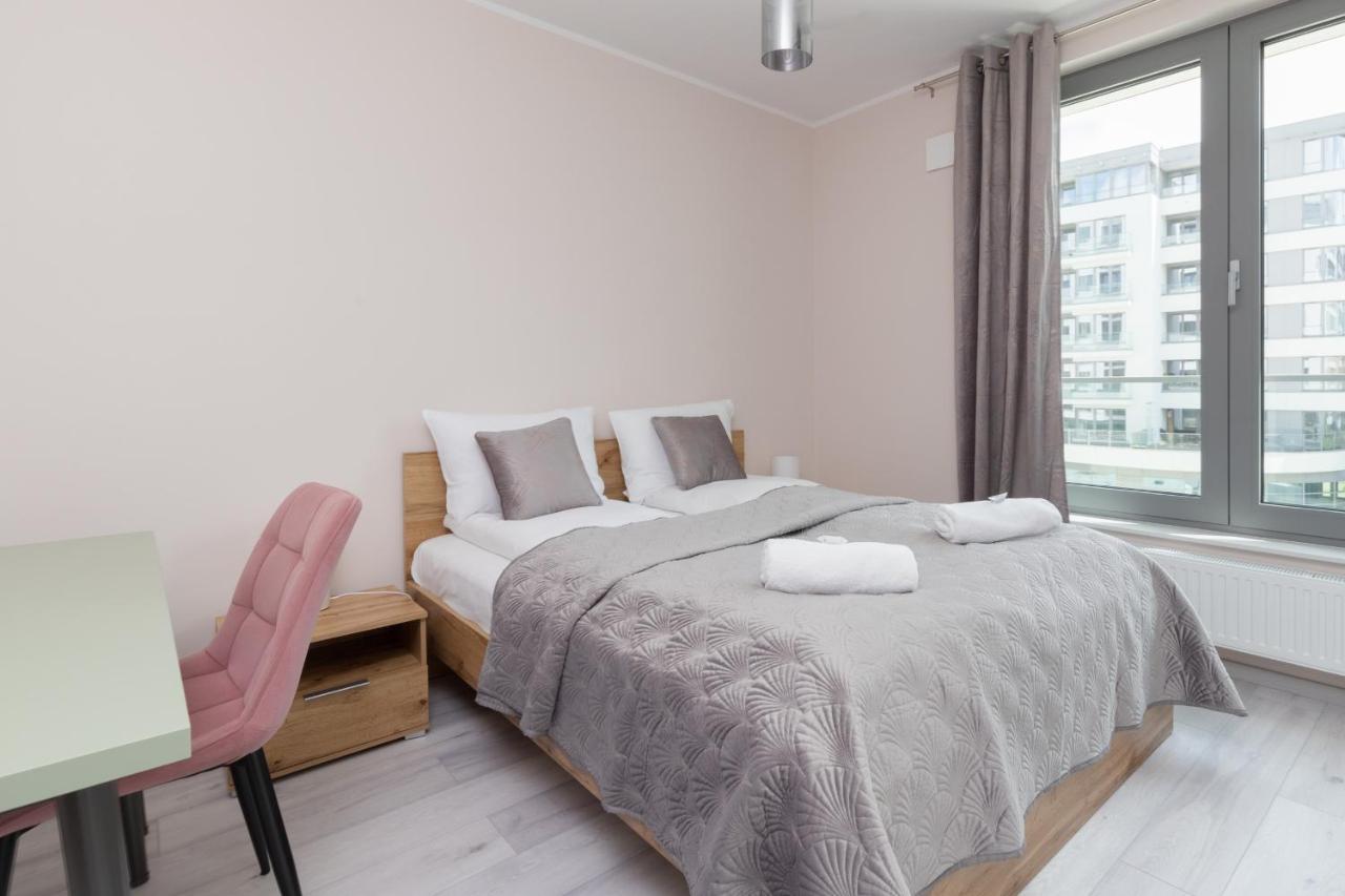 Plac Unii Apartment Gdynia By Noclegi Renters Exterior photo