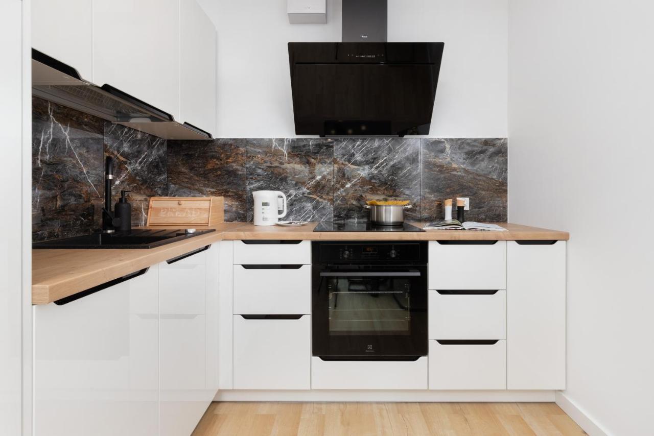Plac Unii Apartment Gdynia By Noclegi Renters Exterior photo